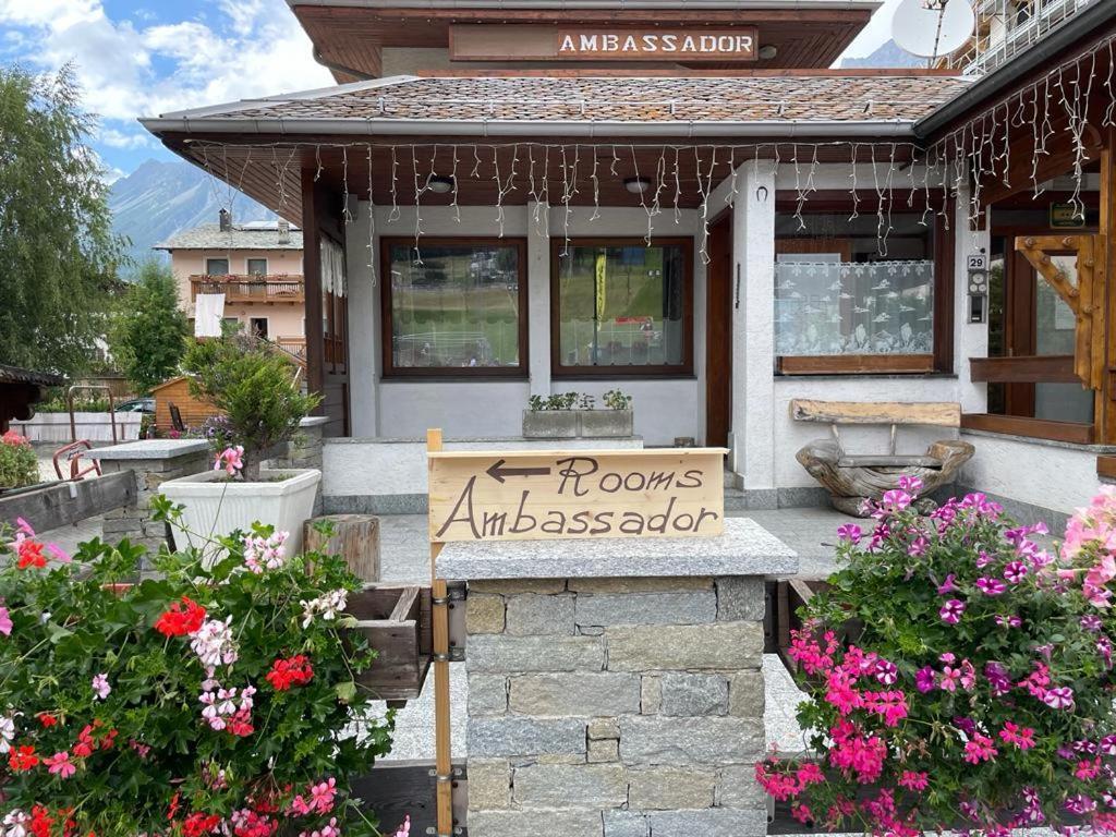 Ambassador Rooms In Bormio, Solo Camera Senza Colazione Exterior photo